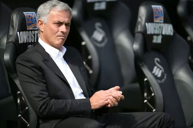 Jose Mourinho ថាលោកនៅតែសប្បាយទៅបីជា Manchester United មិនអាច …