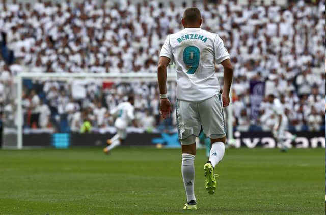 Real Madrid កំណត់អត្តសញ្ញាណ​ខ្សែ​ប្រយុទ្ធ​លេខ​៩​ថ្មី​កំណត់​ត្រា​រក​គ្រាប់​បាល់​ពិត​ជា​ល្អ​មិន​ចាញ់ ​Benzema