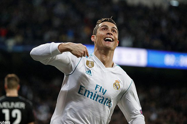 Real Madridលត់​​​​ PSG ក្នុង​ផ្ទះ​ខ្លួន​ឯង ​៣-១ ​ខណៈ ​Ronaldo រក​បាន​២​គ្រាប់​ម្នាក់​ឯង​(វីដេអូ)